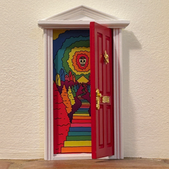 RAINBOW BRAINSKULL MAGIC DOOR (RED)