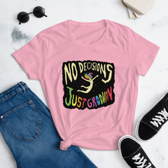 GROOVIN' (Women's Fashion Fit Tee)